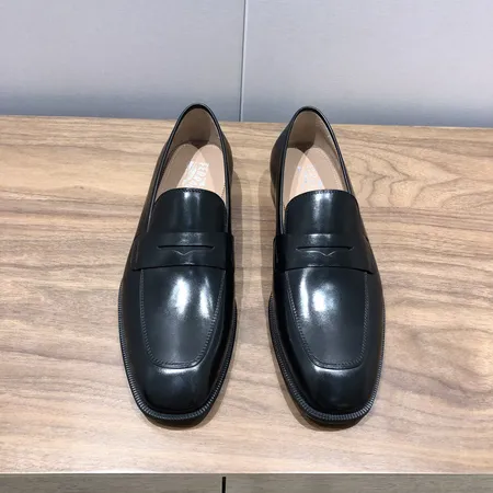 フェラガモ ビジネスシューズ