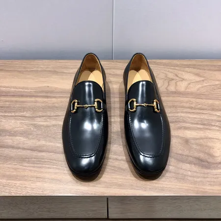 グッチ ビジネスシューズ