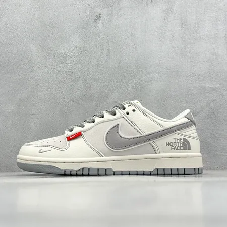 ナイキ カジュアルシューズ