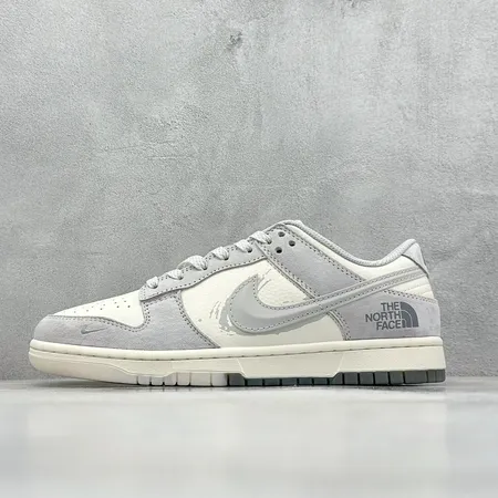 ナイキ カジュアルシューズ