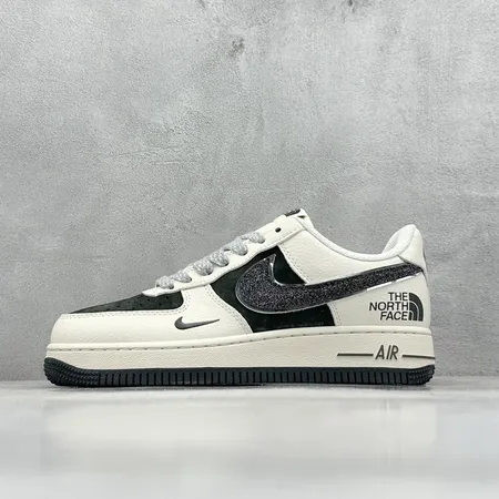 ナイキ カジュアルシューズ