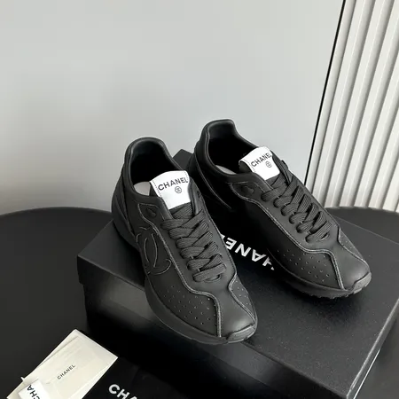 シャネル スニーカー