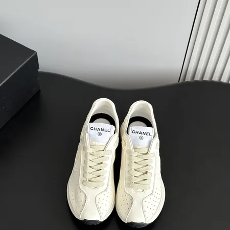 シャネル スニーカー