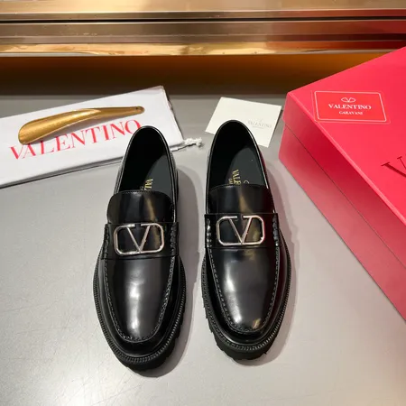 ヴァレンティノ ビジネスシューズ