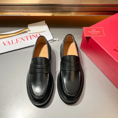 ヴァレンティノ ビジネスシューズ