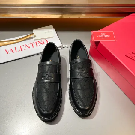 ヴァレンティノ ビジネスシューズ