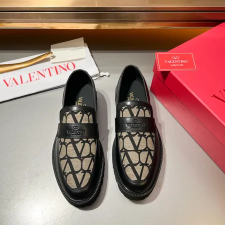 ヴァレンティノ ビジネスシューズ