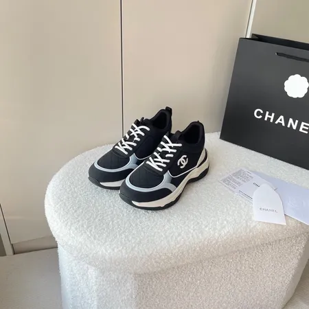 シャネル スニーカー