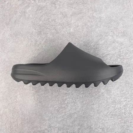 アディダス スリッパ