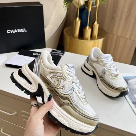 シャネル スニーカー
