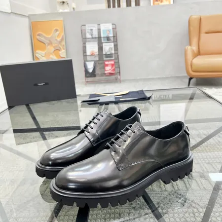 ドルチェ＆ガッバーナ ビジネスシューズ