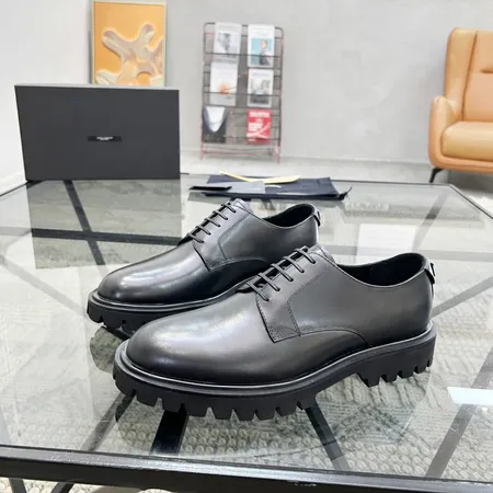 ドルチェ＆ガッバーナ ビジネスシューズ