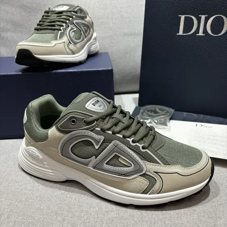 ディオール スニーカー