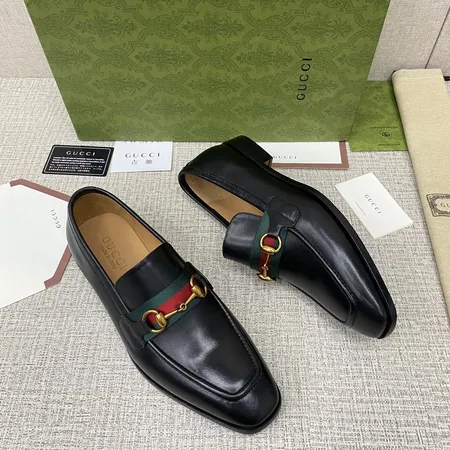 グッチ ビジネスシューズ