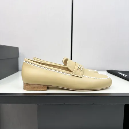 シャネル ビジネスシューズ