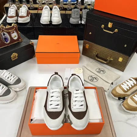 エルメス スニーカー