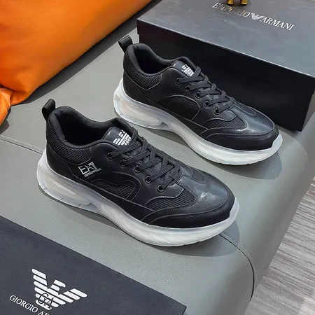 アルマーニ スニーカー