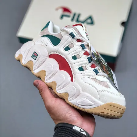 フィラ カジュアルシューズ