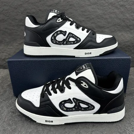 ディオール カジュアルシューズ