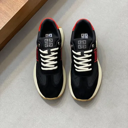 ジバンシィ カジュアルシューズ