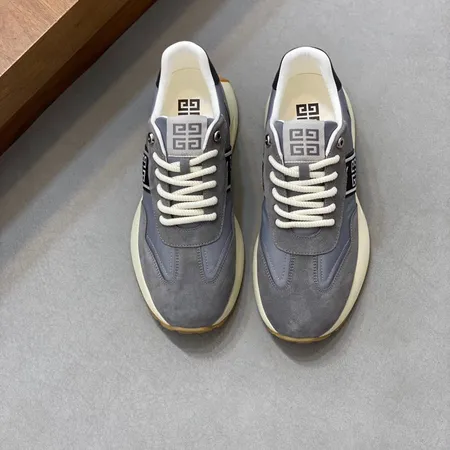 ジバンシィ カジュアルシューズ