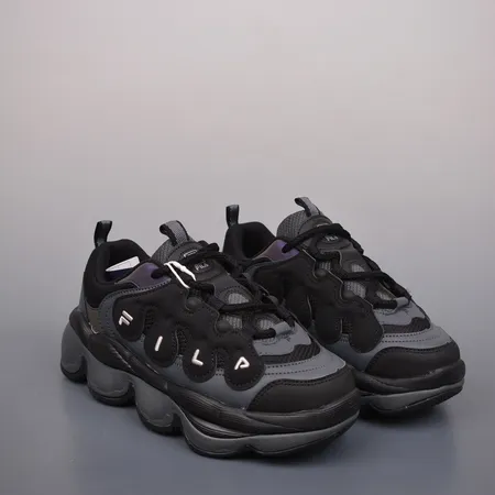 フィラ カジュアルシューズ