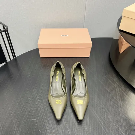 ミュウミュウ サンダル