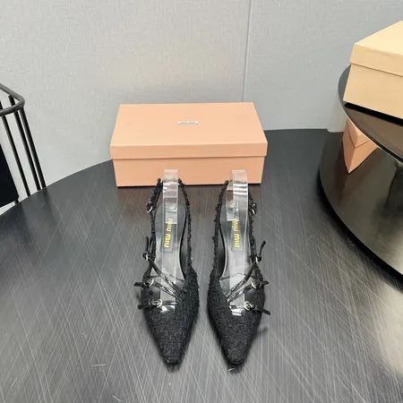 ミュウミュウ サンダル