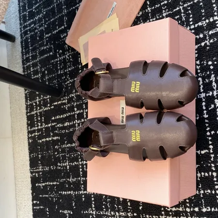 ミュウミュウ サンダル