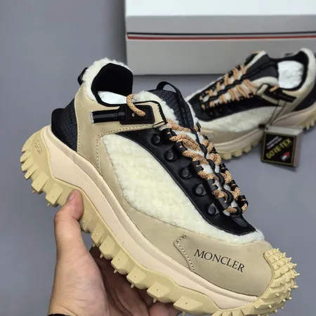 モンクレール スニーカー