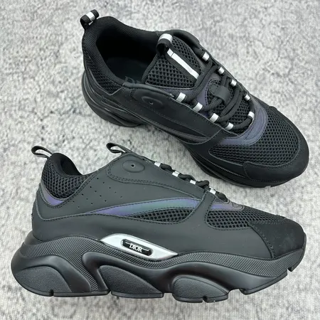 ディオール スニーカー