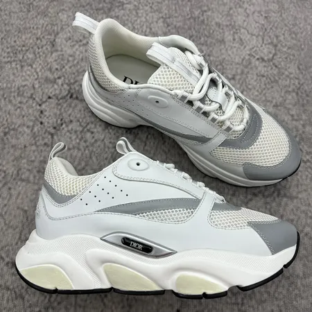 ディオール スニーカー