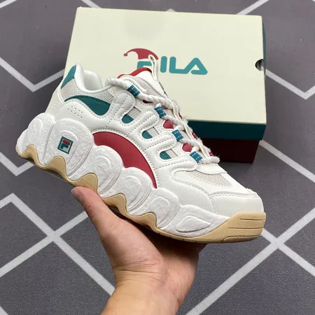 フィラ カジュアルシューズ