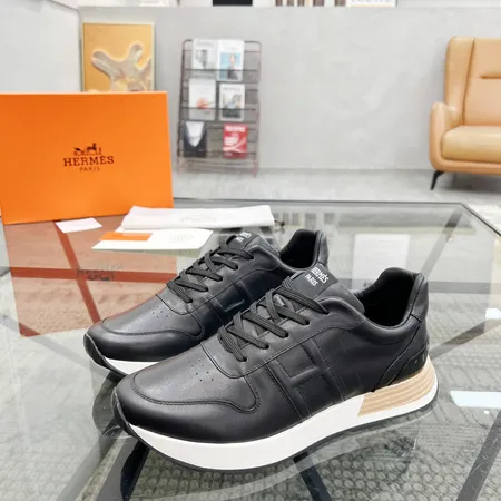 エルメス スニーカー