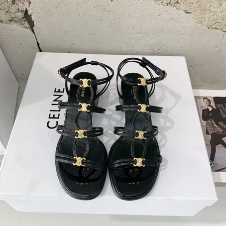 セリーヌ サンダル