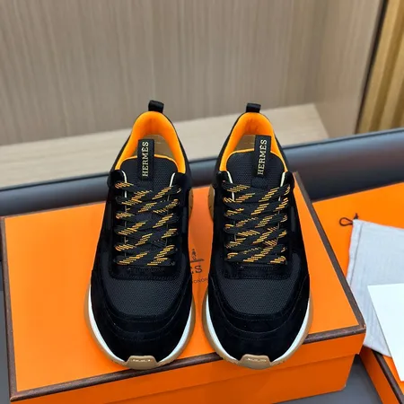 エルメス スニーカー