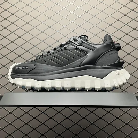 モンクレール スニーカー