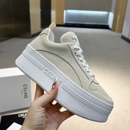 セリーヌ カジュアルシューズ