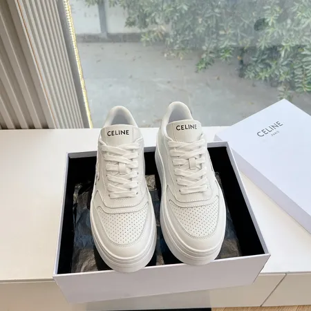 セリーヌ カジュアルシューズ