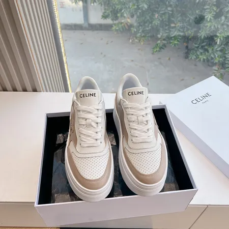 セリーヌ カジュアルシューズ