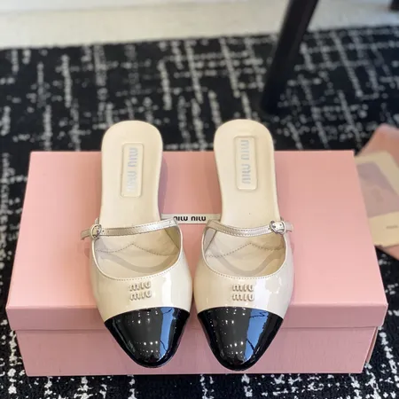 ミュウミュウ スリッパ