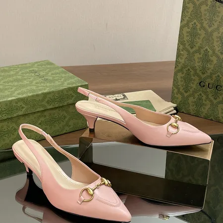 グッチ サンダル