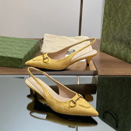 グッチ サンダル