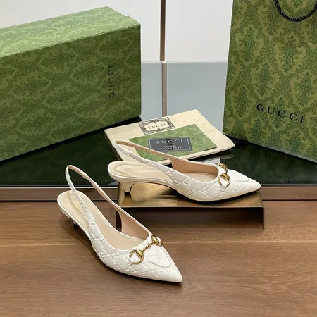 グッチ サンダル