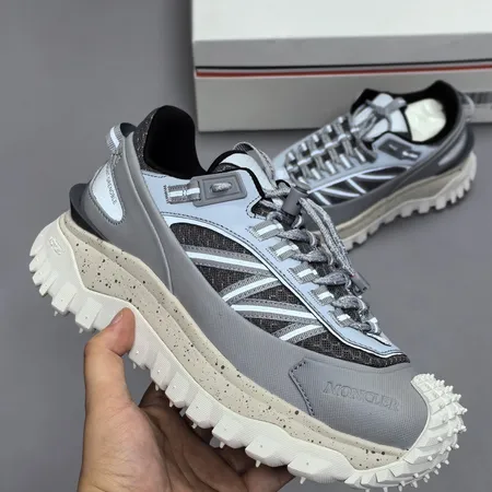 モンクレール スニーカー