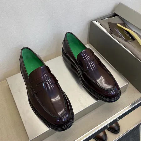 ボッテガ ヴェネタ ビジネスシューズ