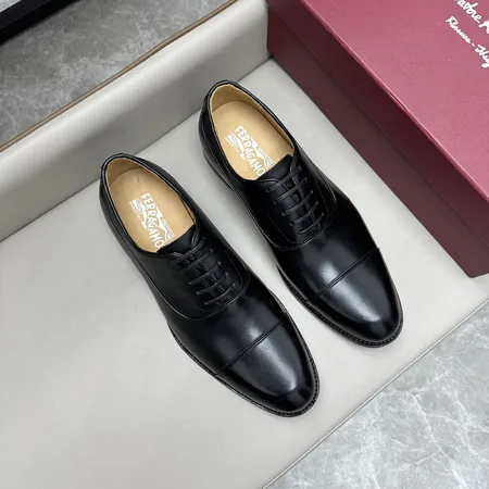 フェラガモ ビジネスシューズ