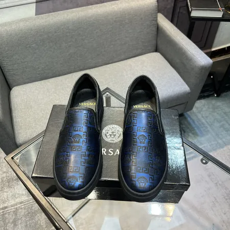 ヴェルサーチ カジュアルシューズ