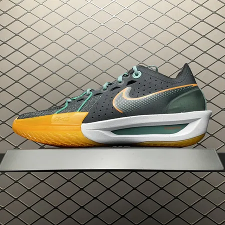 ナイキ スニーカー