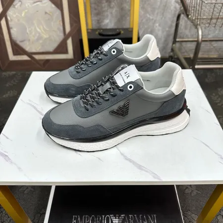 アルマーニ スニーカー